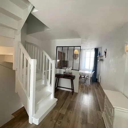 Charmante Maison Au Village グリュイッサン